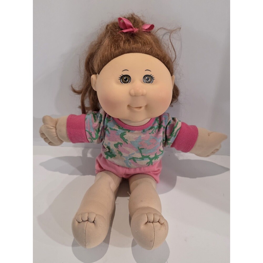 15” Cabbage Patch Girl doll 2015 Brown Hair Brown Eyes